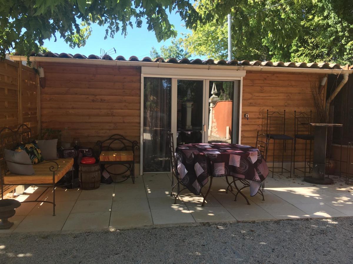 Dependance Privee - Halte Route Apartment Le Thor Luaran gambar