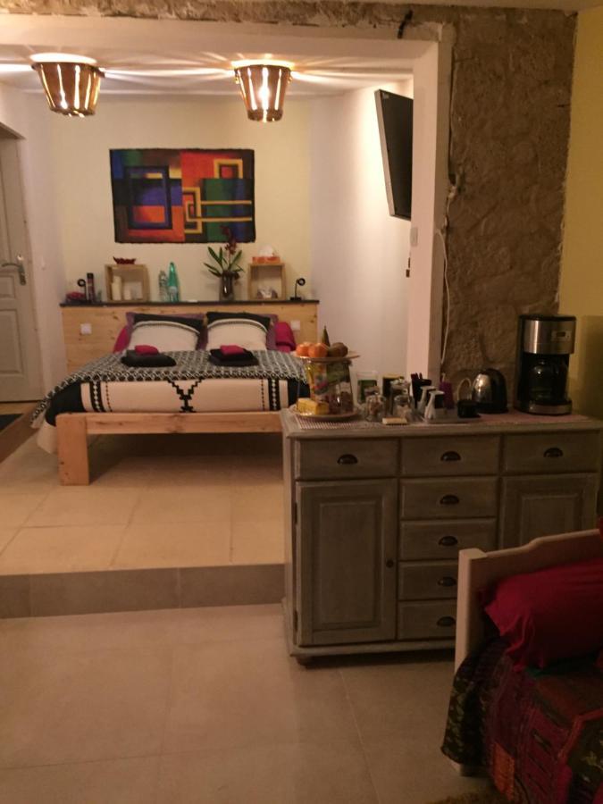 Dependance Privee - Halte Route Apartment Le Thor Luaran gambar