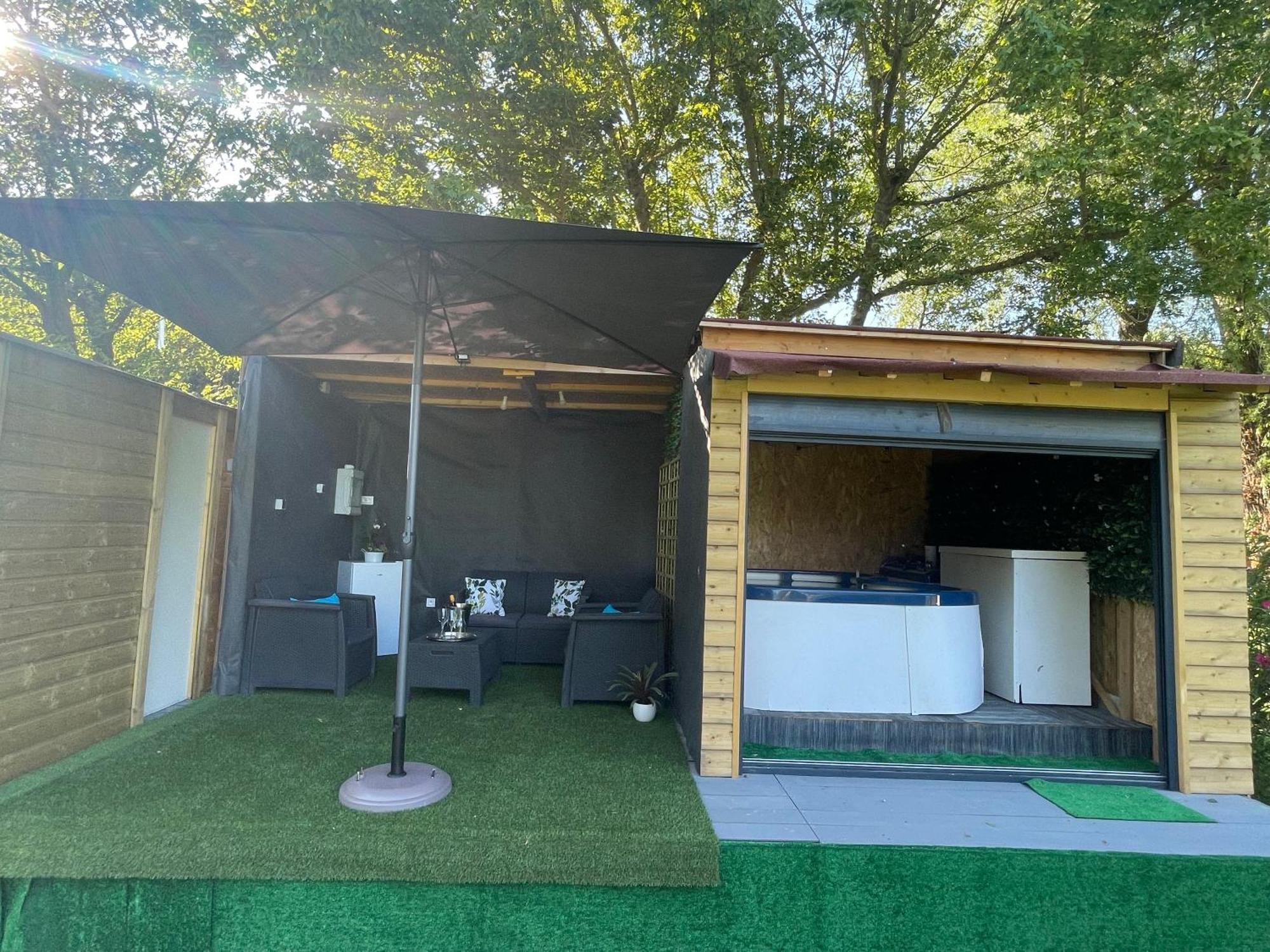 Dependance Privee - Halte Route Apartment Le Thor Luaran gambar